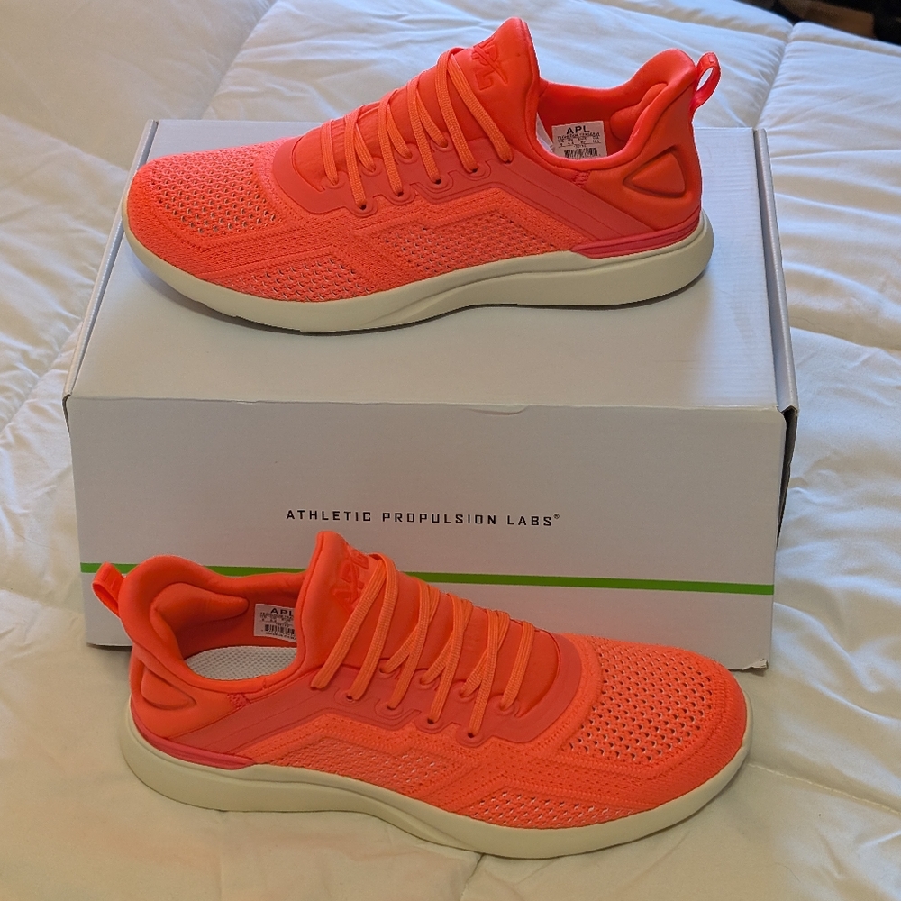 APL Women's Techloom Tracer - Bright Orange/Pink Sneakers